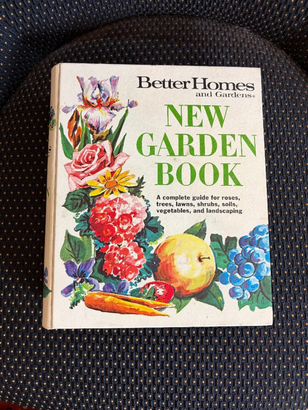 Vintage Better Homes & Gardens New Garden Book Second Edition 1972 5-Ring Binder